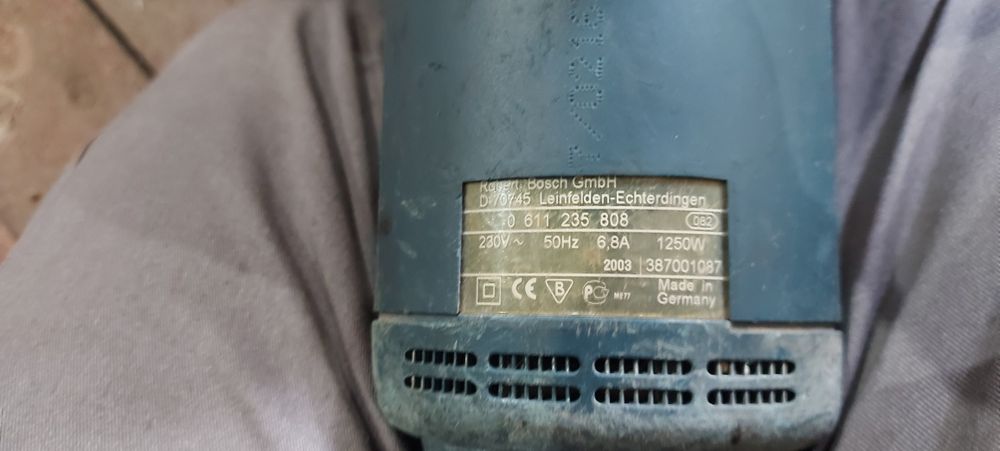 Перфоратор BOSCH   бу