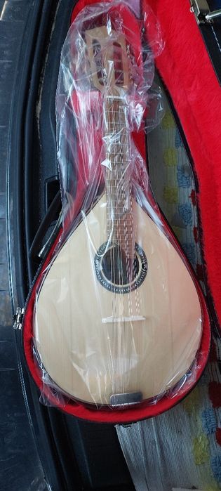 Bandolim Português novo