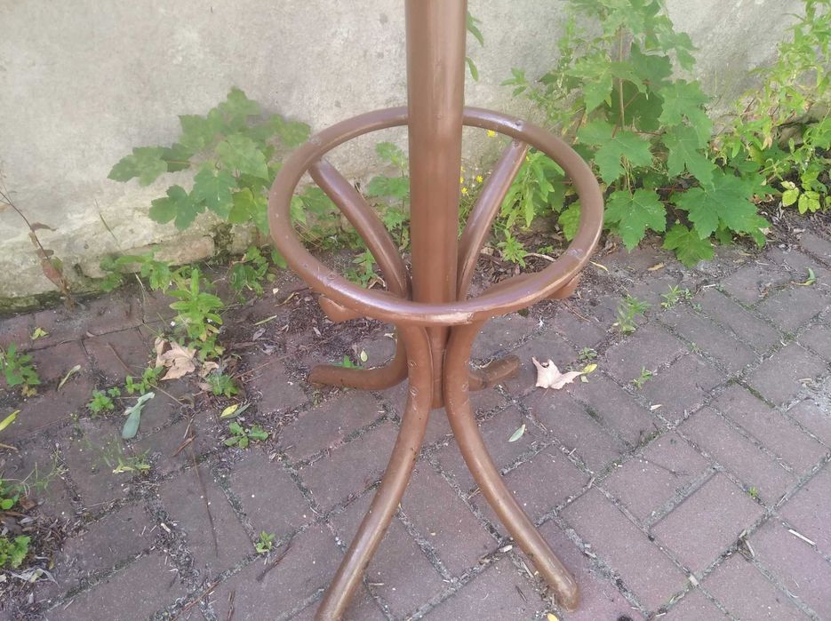 Wieszak stojący drewniany z PRL