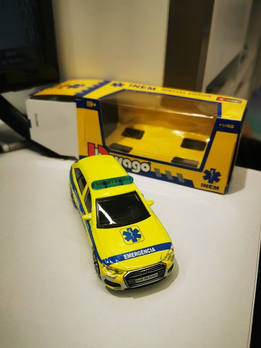 Audi A6 Avant INEM Burago 1/43