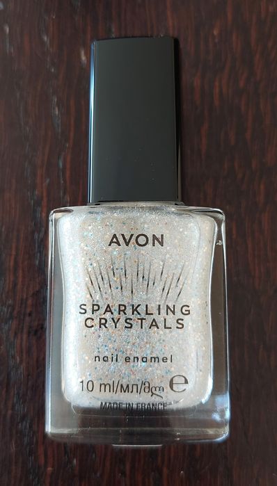 Avon lśniący lakier do paznokci 3D Sparkling Crystals Like a Star