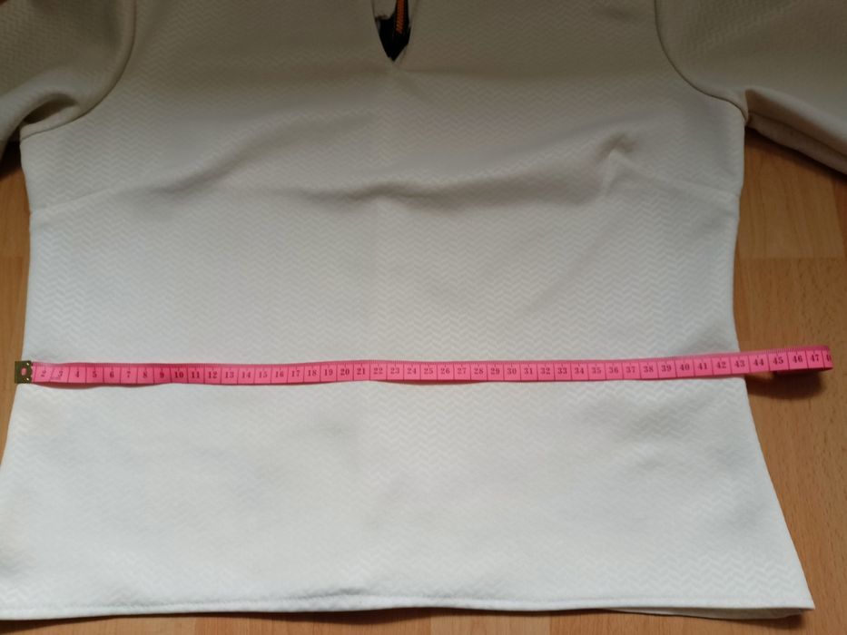 Kremowa bluzeczka r. 38