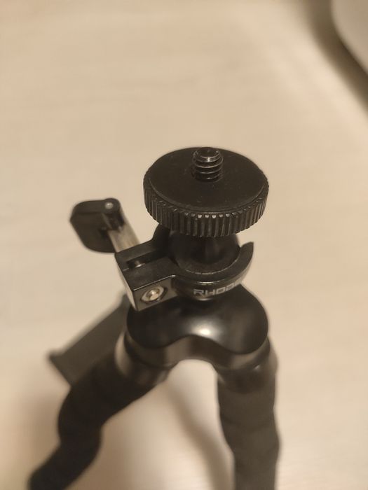 Suporte para telemóvel, universal, c/ parafuso para máquina fotografic