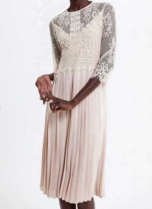 Вишукана сукня Zara