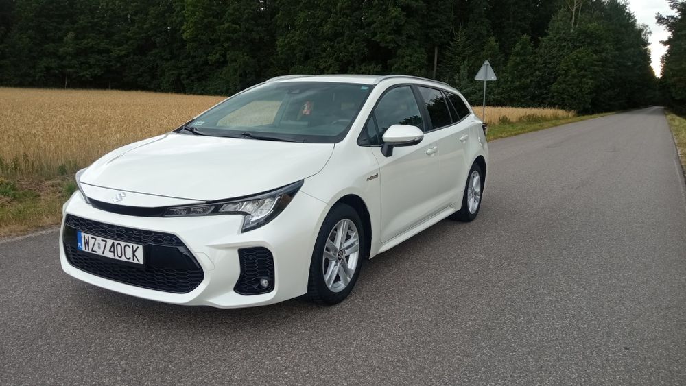 Suzukii Swace 1.8 B Hybrid ,Biała+Perła, Śran tech ,i wizualny wzorowy ,Śliczny wygląd