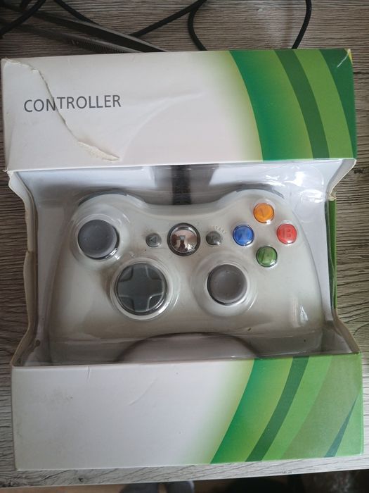 Pad  XBOX 360 przewodowy kontroler USB biały