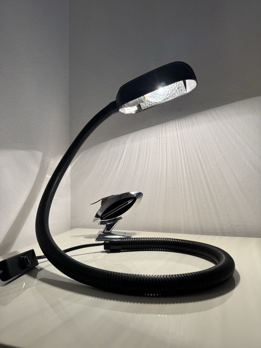 Luminária de mesa de Isao Hosoe para Valenti Luce 1970