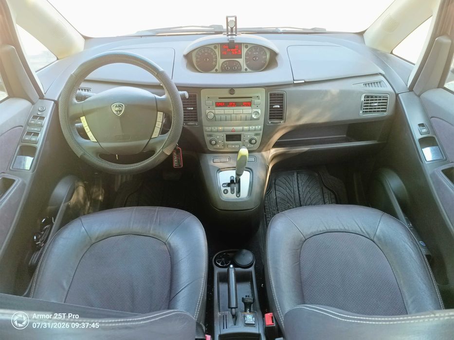 Lancia Musa 1.3 MultiJet Automático