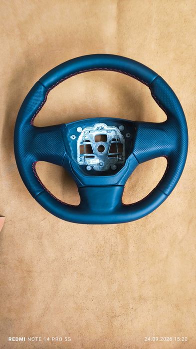 Kierownica Vivaro c Citroen Jumpy Peugeot Expert Toyota Proace - nowa skóra