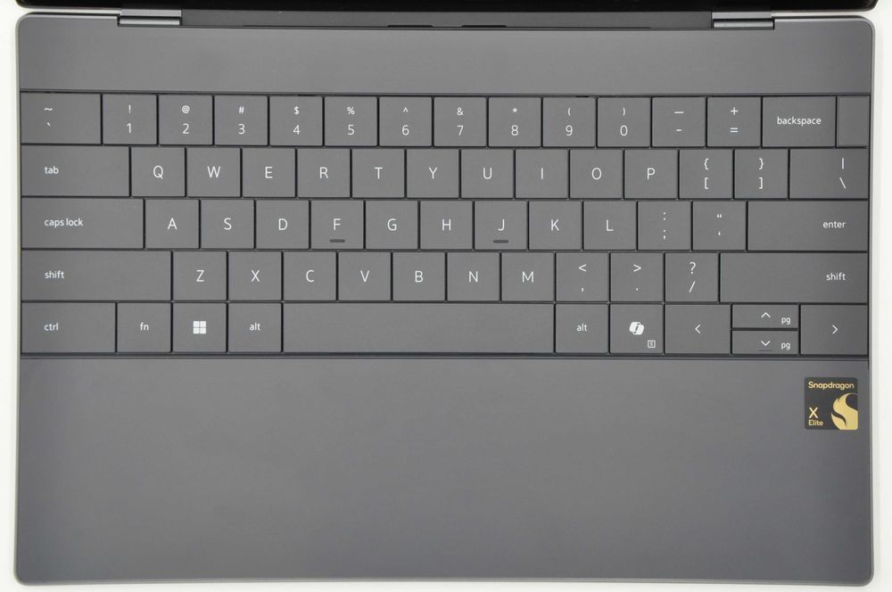 Dell XPS 9345 Snapdragon X Elite 3,4 ГГц 16GB RAM 512GB SSD 2.8K OLED