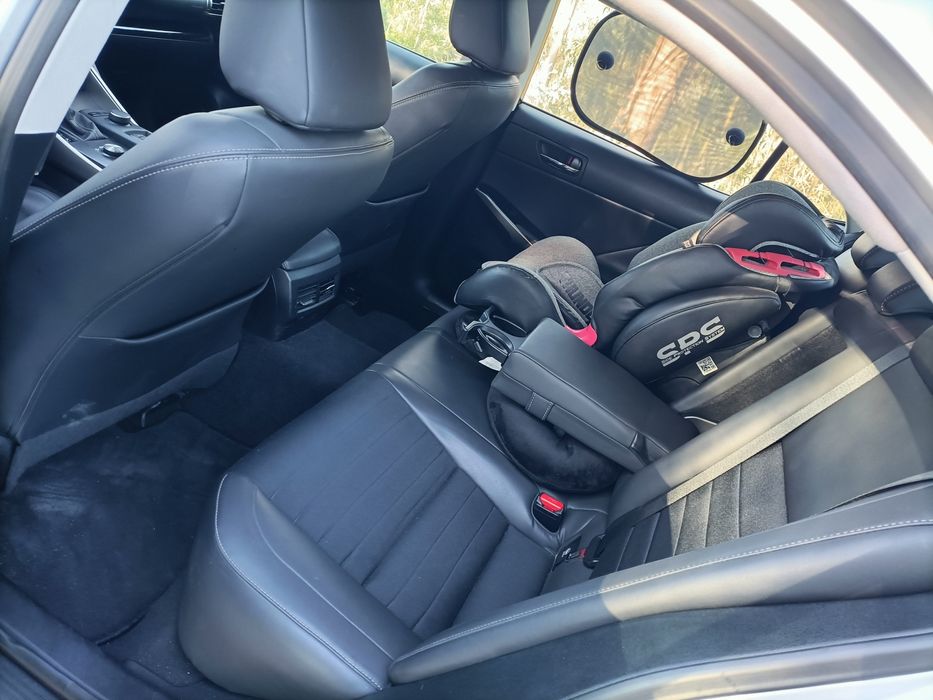 Vendo Lexus IS300h