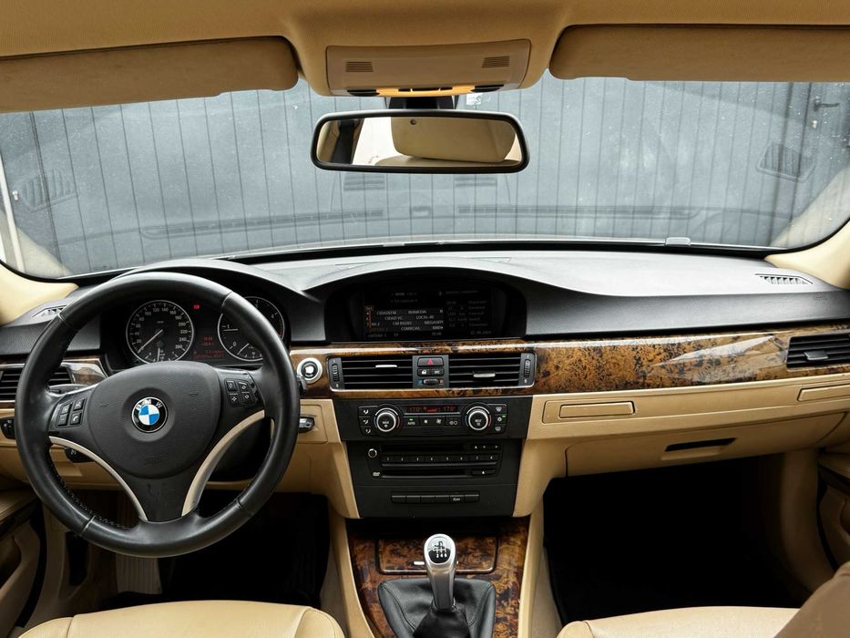 BMW 318d Touring E91 foto 2