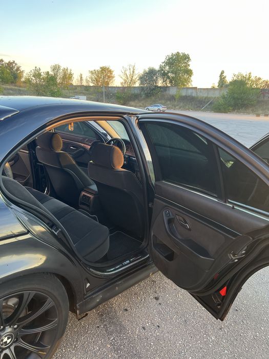BMW 520i 1998 года