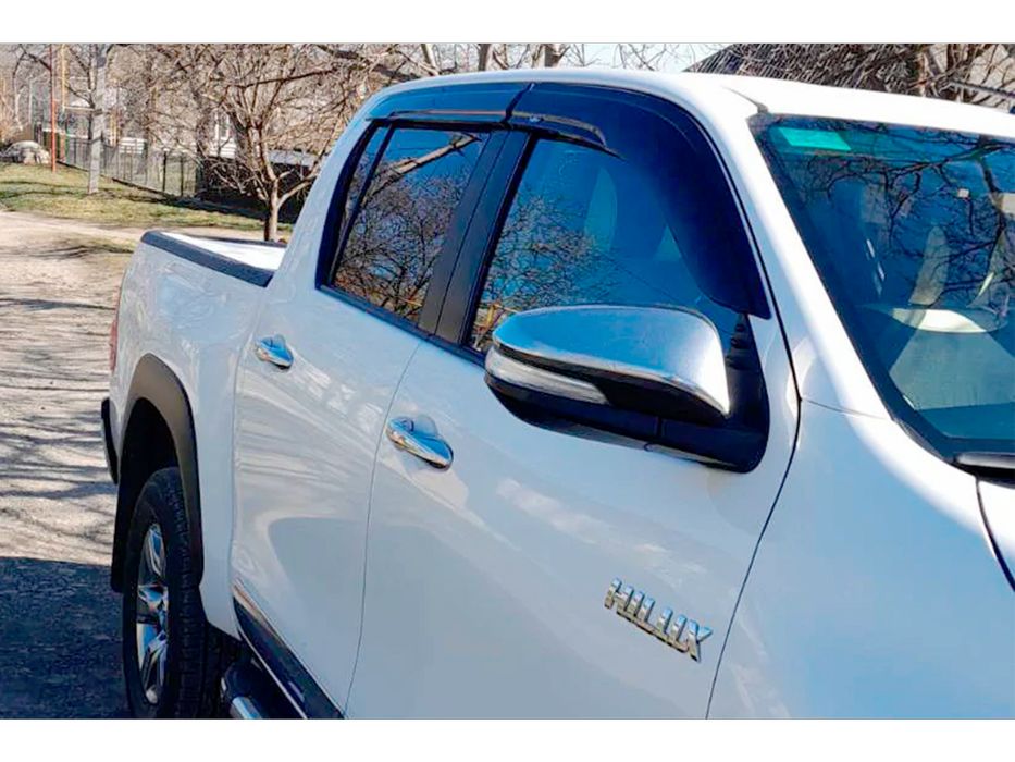 Toyota Hilux 2015- рр. Вітровики (4 шт, HIC)