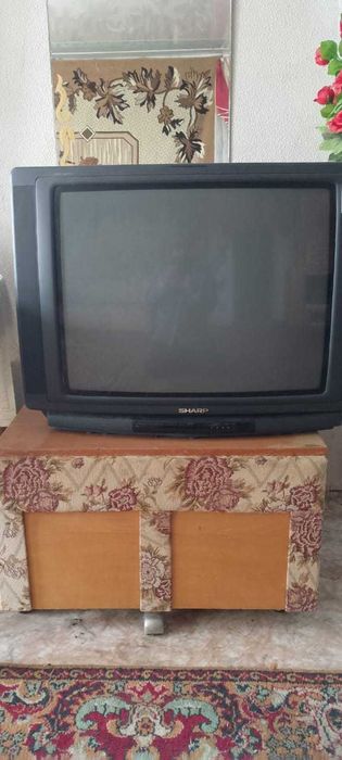 Продам старі телевізори
