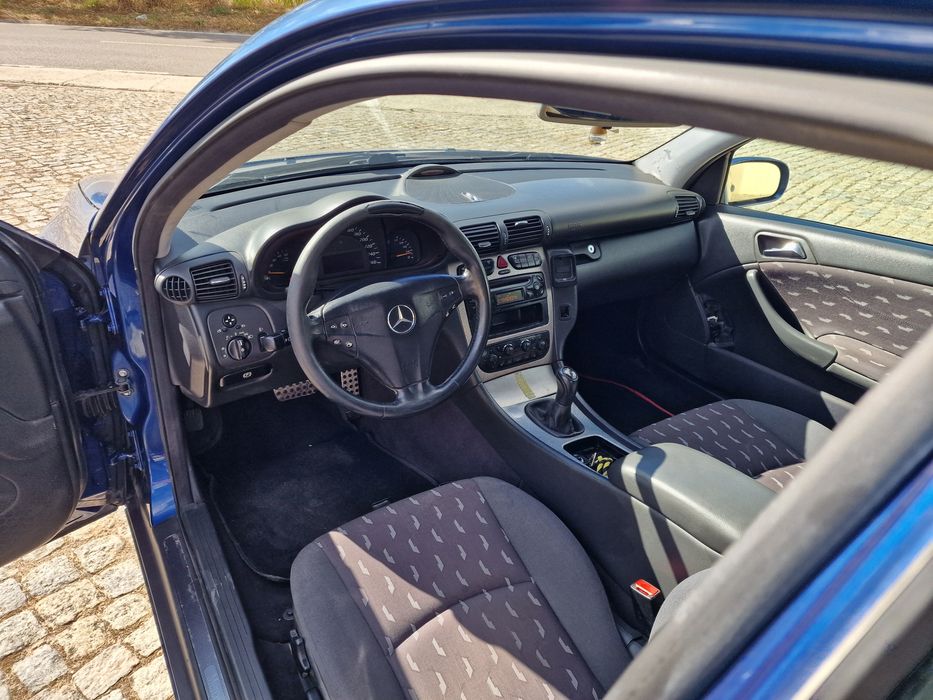Mercedes-Benz c220 sport coupe