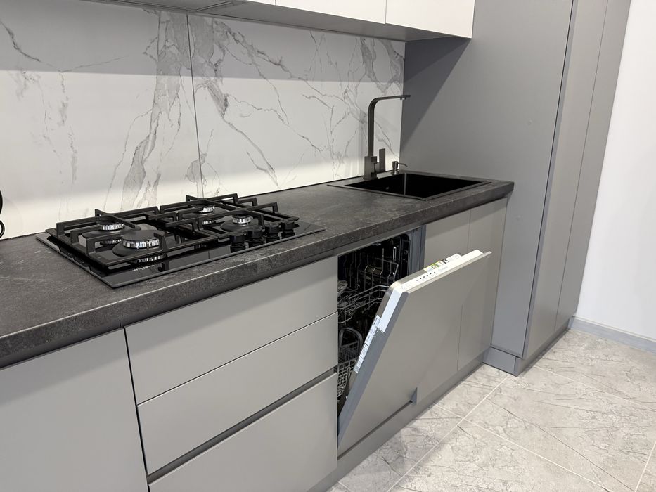 Чорновола. Панорама Де Люкс. Озеро