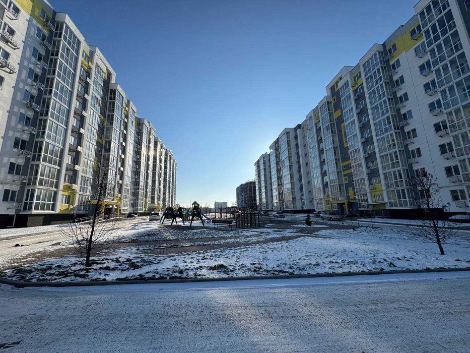 Продаж видової 1-кімнатної квартири в новому ЖК Пелюстковий.