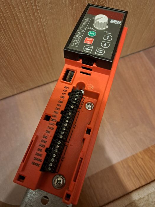 Falownik SEW Eurodrive MC07B0004-2B1-4-00