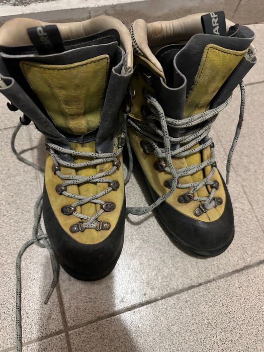 Scarpa 38 альпіністські черевики