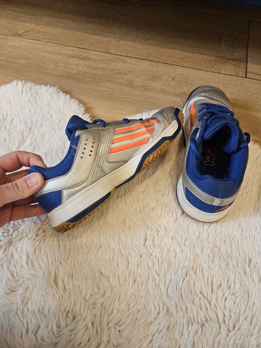 Buty adidas sznurowane chłopiec 31