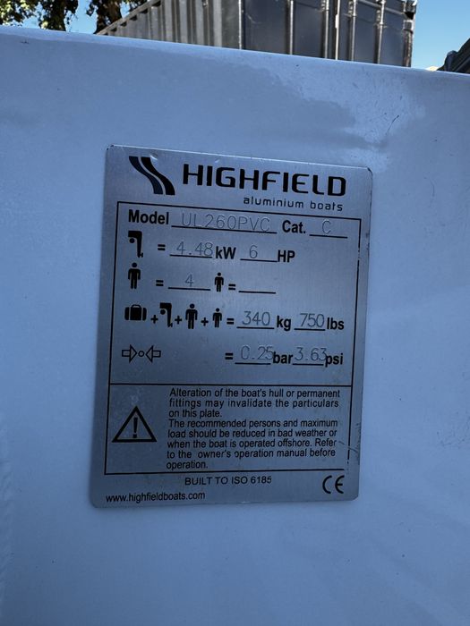 Bote Highfield UL260  + Motor e Acessórios