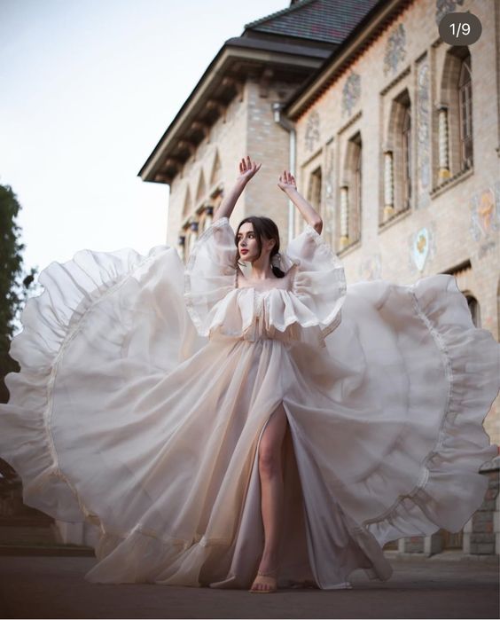 Оренда суконь/одягу