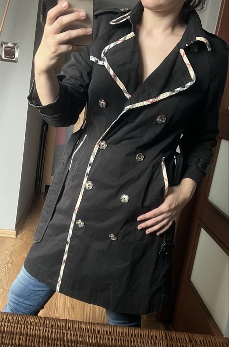 Burberry czarny płaszcz trencz kratka S pasek