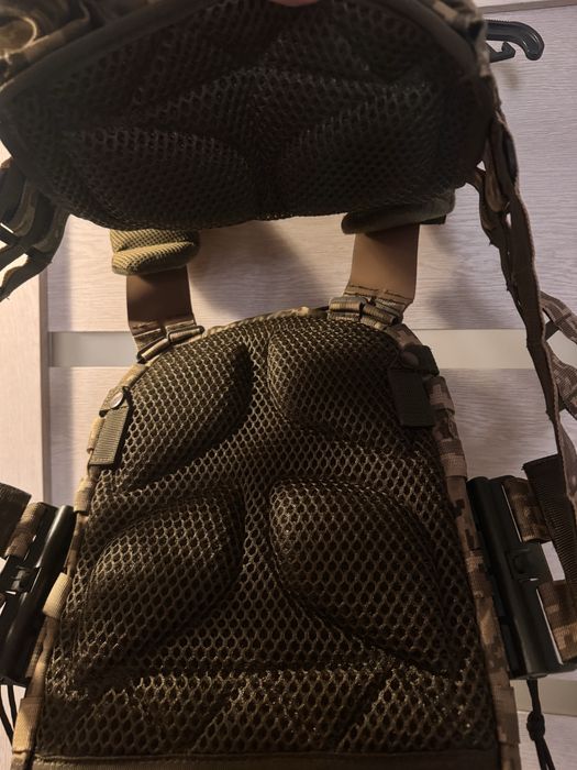 Плитоноска тактическая