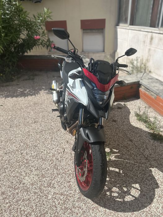 Vendo 3000 Euros.