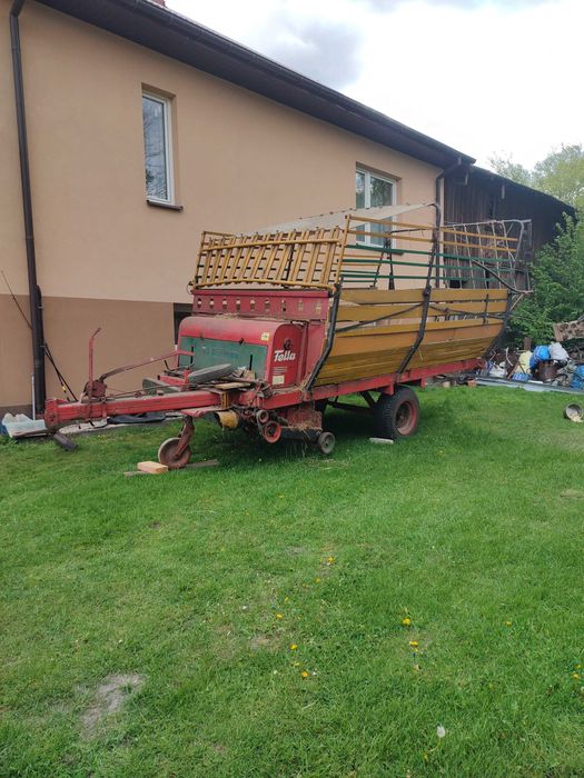 Przyczepa samozbierająca