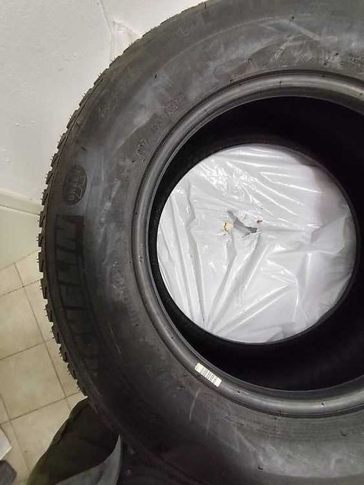 Opony Michelin 245 65 17 zimowe nowe