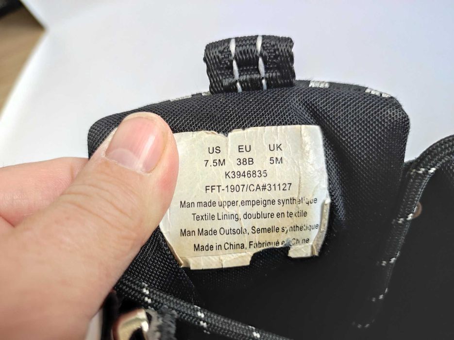 - DKNY Avi Sneaker - Sneakersy r. 38