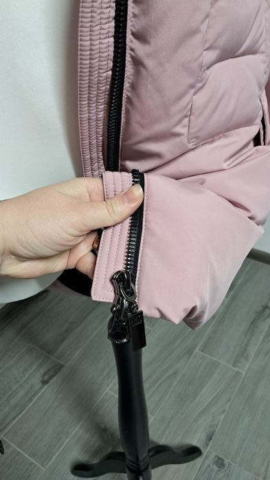 Куртка зимова жіноча