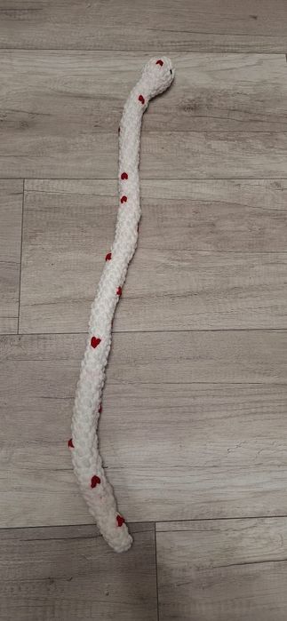 wąż maskotka na szydełku