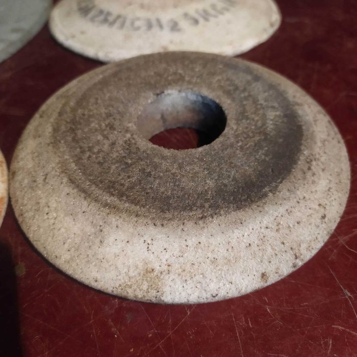 Диск новый заточной абразивный 150мм 120мм внутр. диаметр 32мм