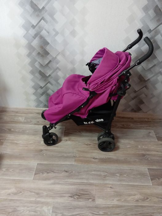 Прогулянкова коляска