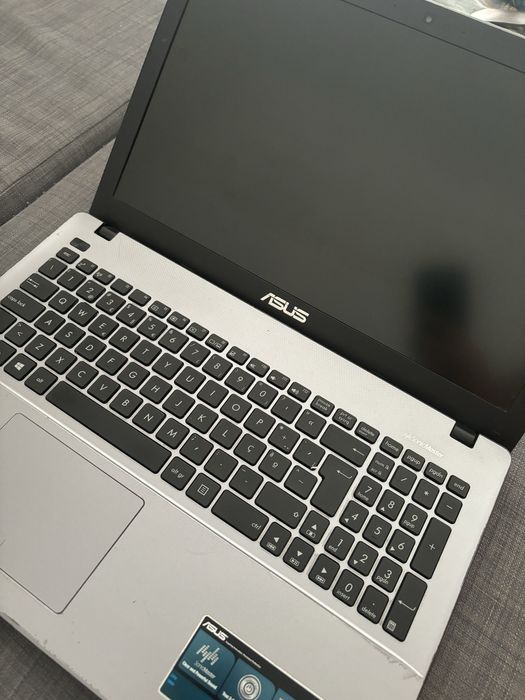 Asus K550J c/ 12GB RAM + SSD