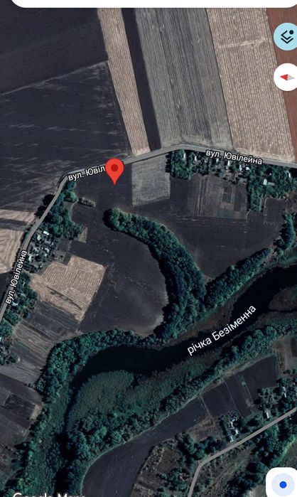 Продам земельну ділянку в с.Стави