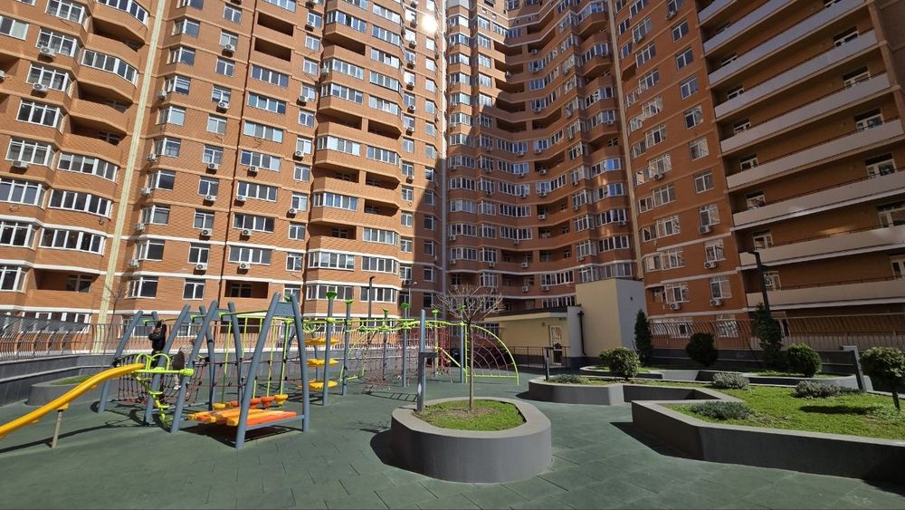 ЖК "Реал Парк" /Стикон, Продам квартиру 46 кв.м.  Сданный и заселённый дом  9 этаж Лоджия - View 2
