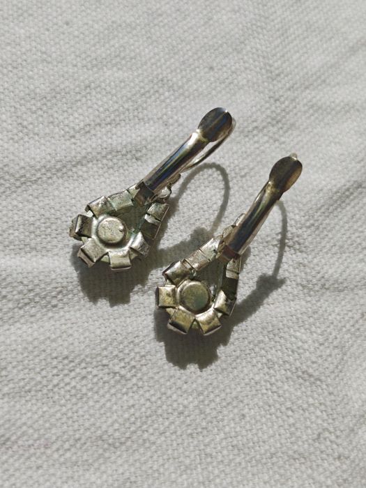 Srebrne kolczyki vintage z kryształkami