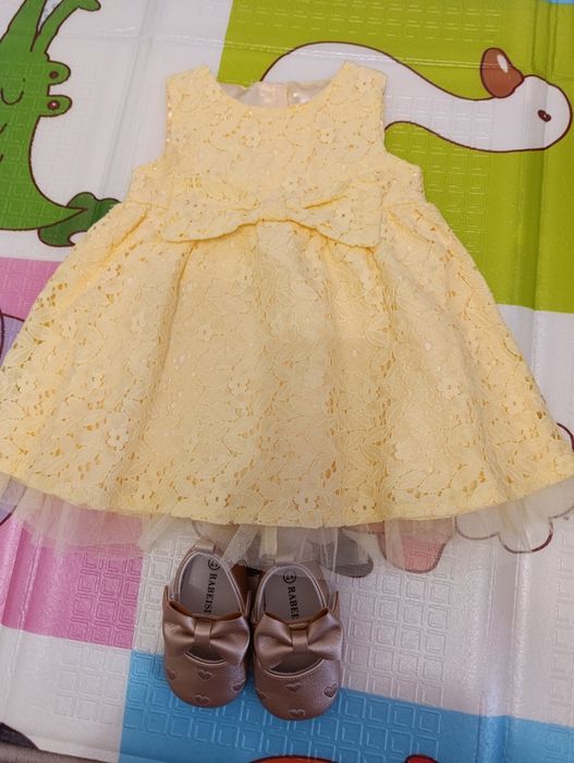 Плаття +пінетки для дівчинки 6-9м