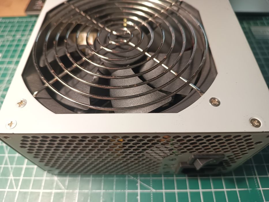 Блок питания ATX FSP