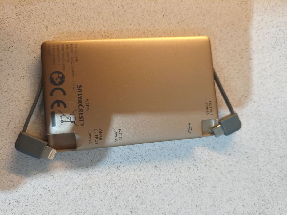 Powerbank Silvercrest com 2cabos usb