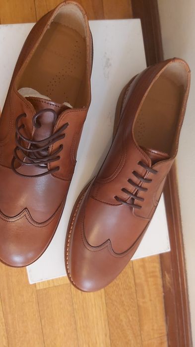 Sapatos  novos de marca originais