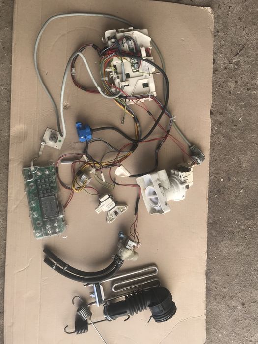 Продам залишки пральної машини Electrolux EWS11052NOU (б/в) оригінал