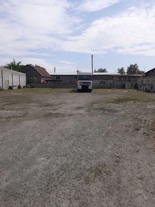 Продам приміщення комерційного призначення