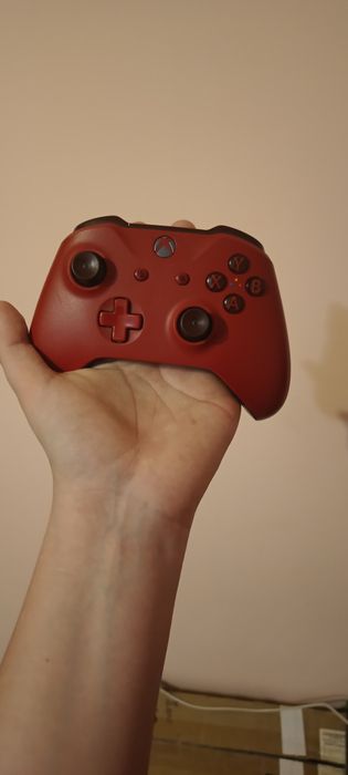 Обміняю Xbox one на ігрове кермо