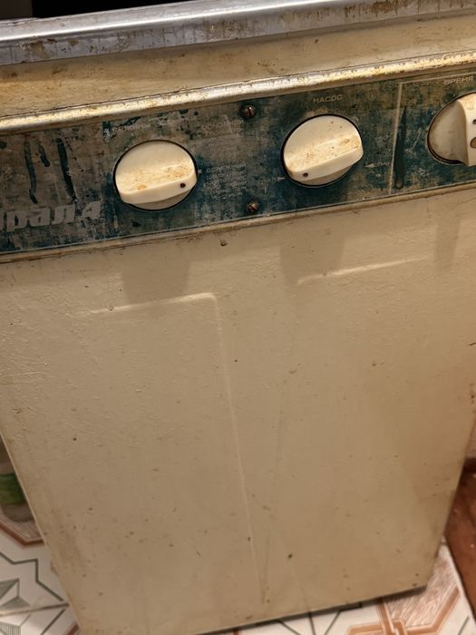 Стираотная машинка урал