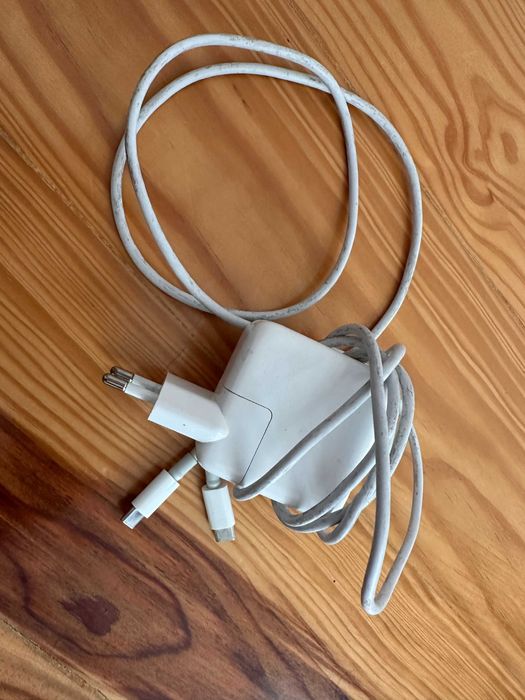 MacBook Air M1 (2020), 8GB RAM, 256GB SSD64584622610689124